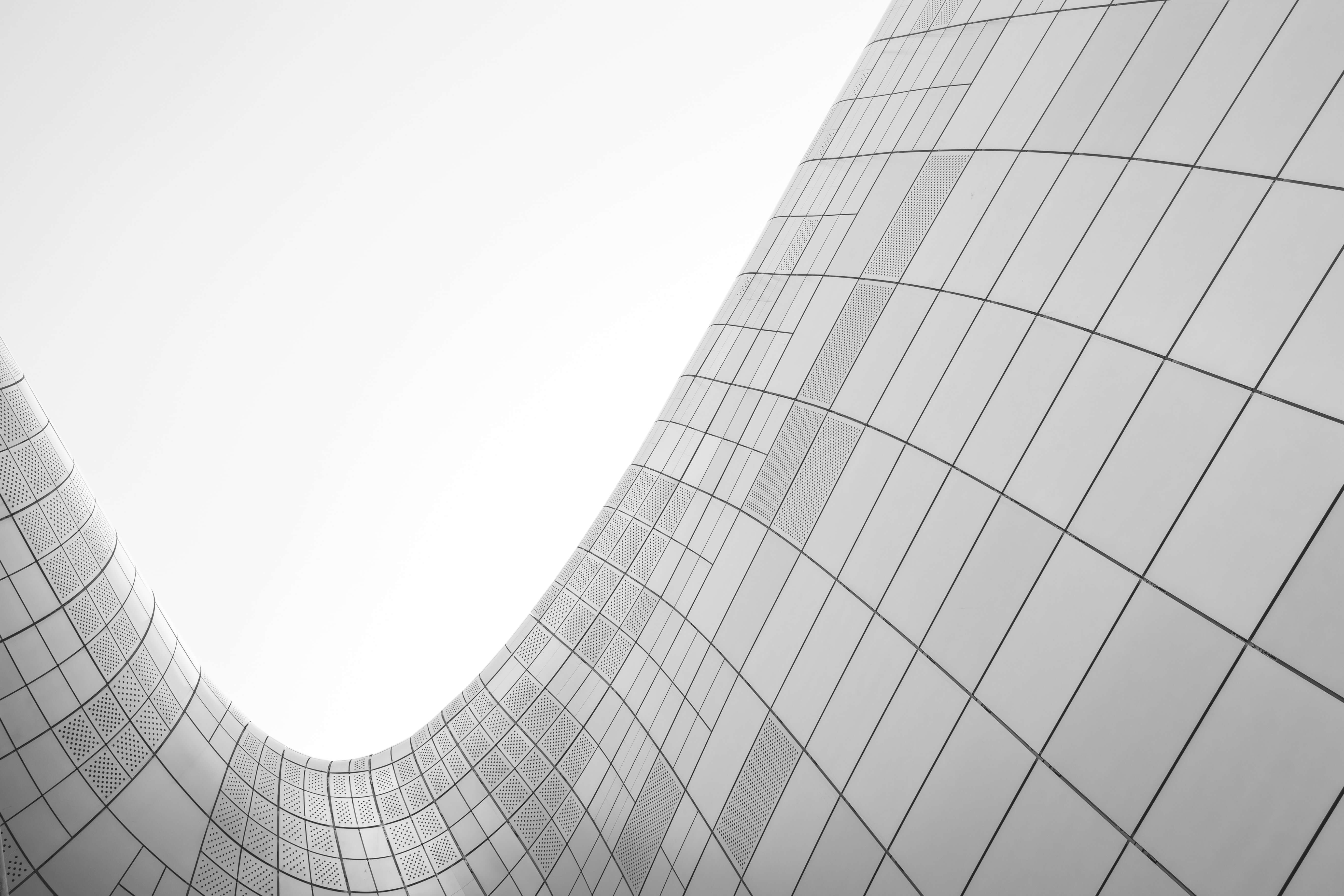 Academia de Guvernanță. Succession in Family Businesses: How to Overcome the “Inability to Let Go” Syndrome and Prepare for the Future